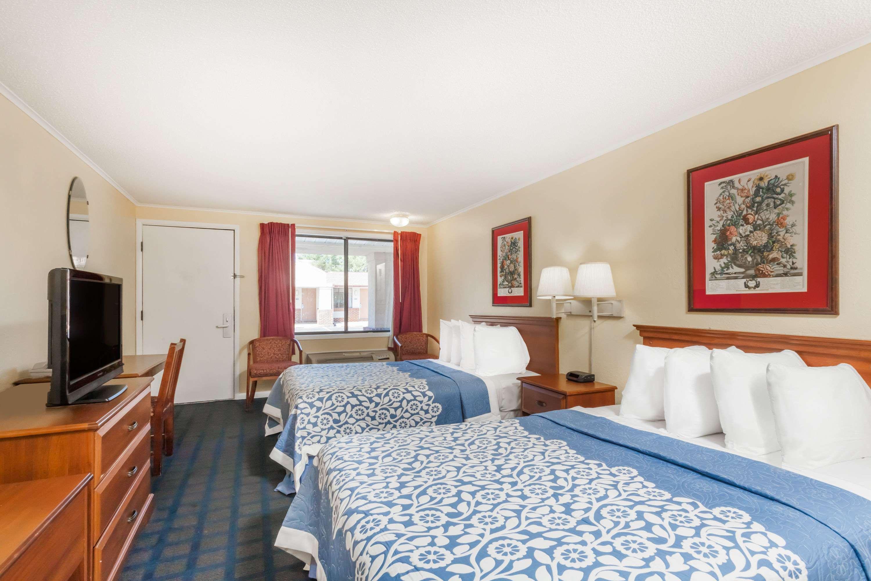 Days Inn By Wyndham Dover Downtown Εξωτερικό φωτογραφία