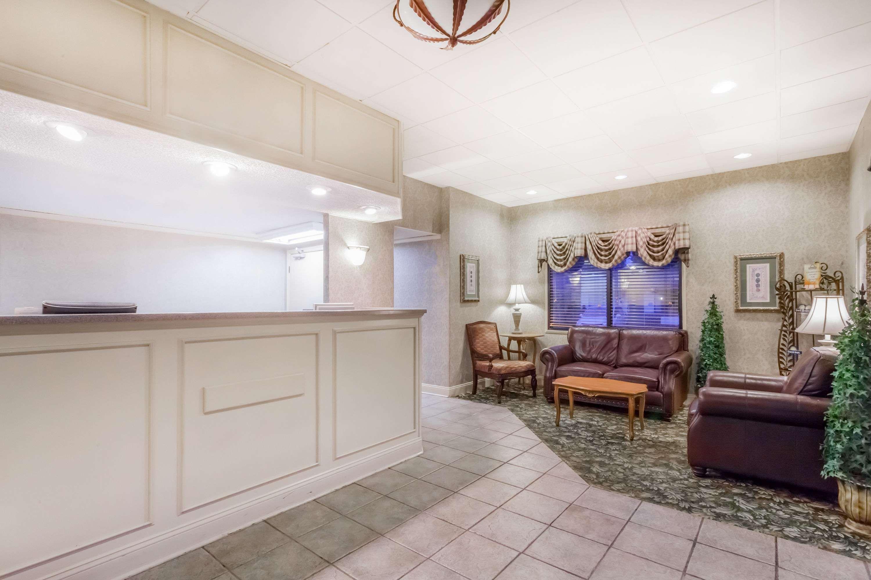 Days Inn By Wyndham Dover Downtown Εξωτερικό φωτογραφία