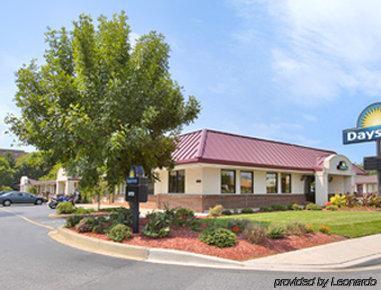 Days Inn By Wyndham Dover Downtown Εξωτερικό φωτογραφία