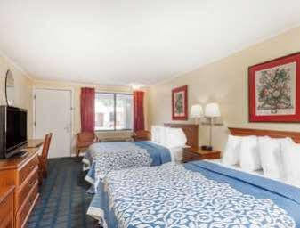 Days Inn By Wyndham Dover Downtown Εξωτερικό φωτογραφία