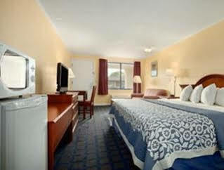 Days Inn By Wyndham Dover Downtown Εξωτερικό φωτογραφία